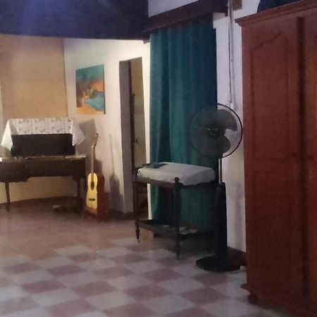 Maison D'Hotes Villa Mont Du Pelerin A Toamasina Madagascar ภายนอก รูปภาพ