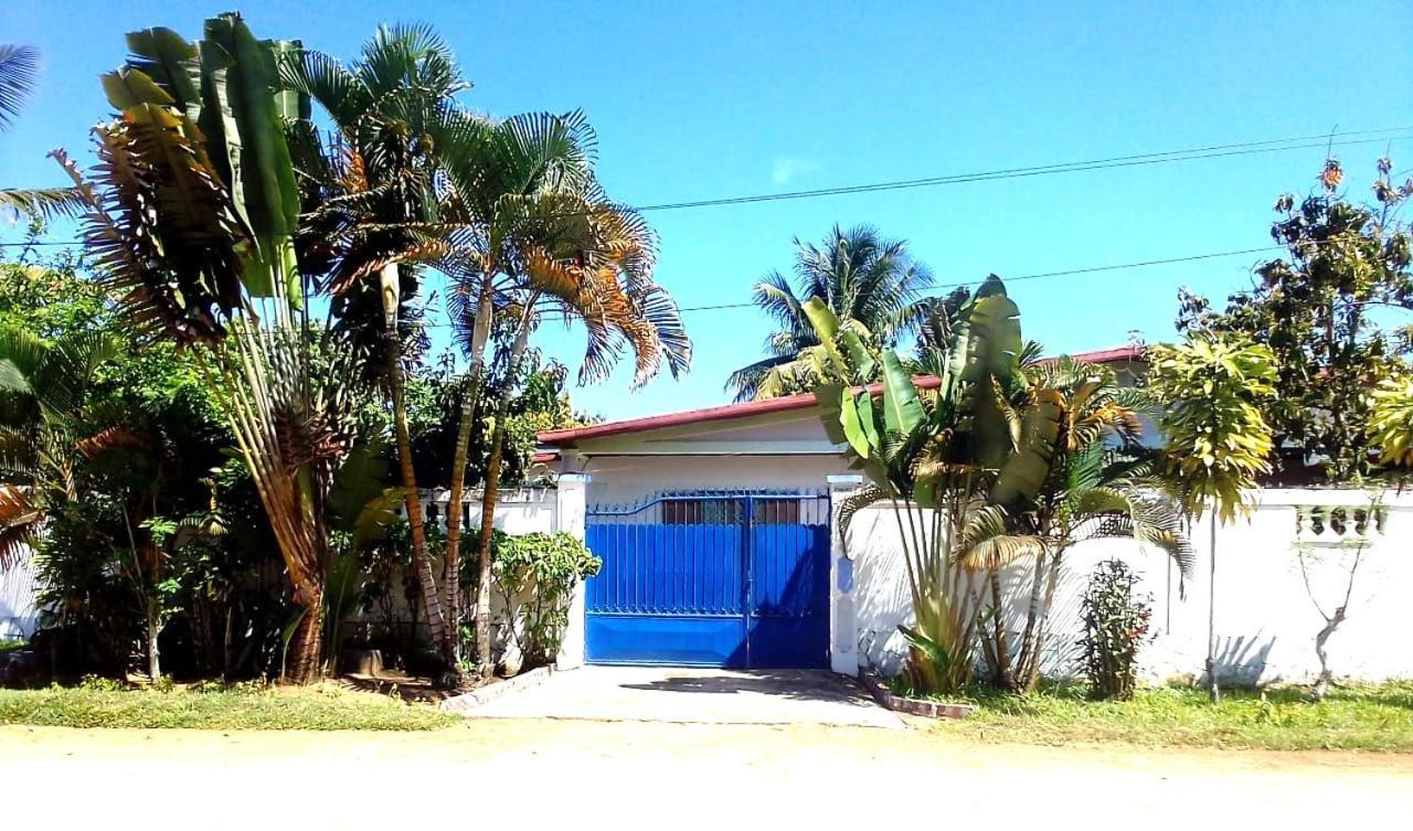 Maison D'Hotes Villa Mont Du Pelerin A Toamasina Madagascar ภายนอก รูปภาพ