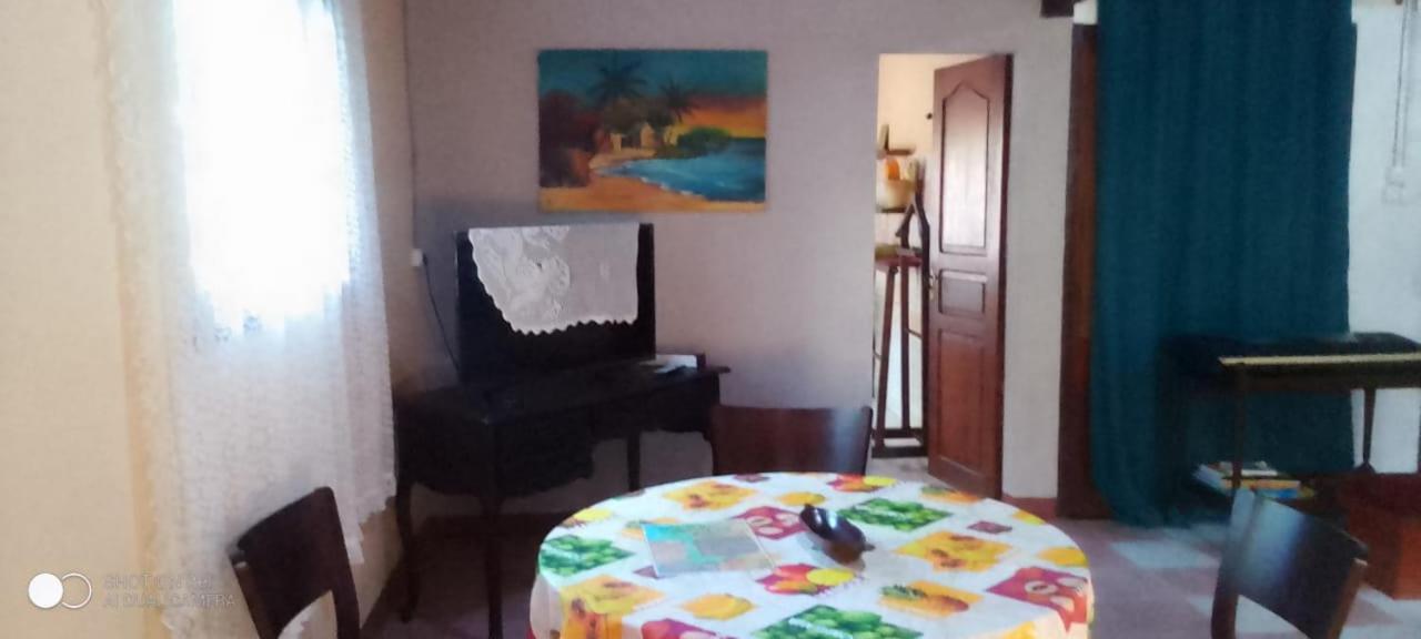 Maison D'Hotes Villa Mont Du Pelerin A Toamasina Madagascar ภายนอก รูปภาพ